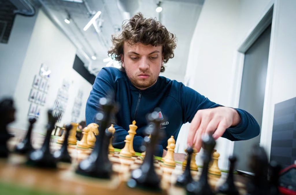 Hans Niemann promet d'être le meilleur du monde après son retour sur Chess.com